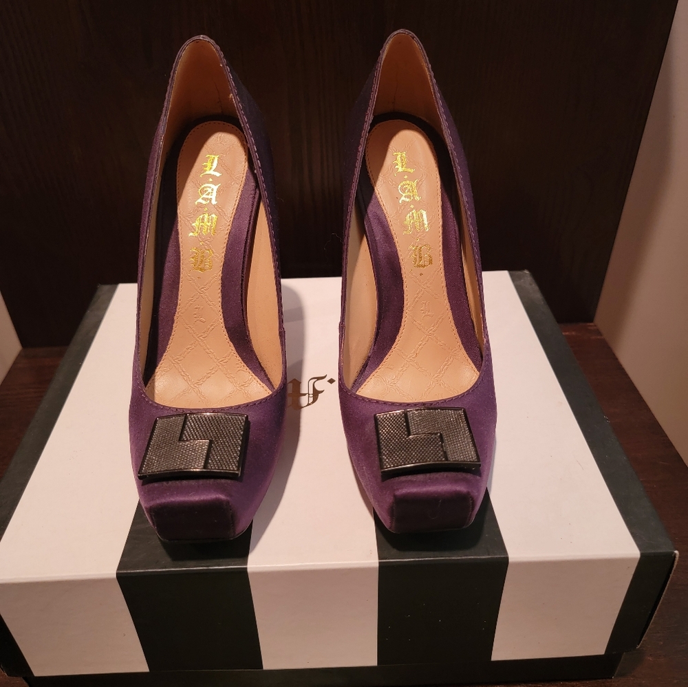 L.A.M.B Primrose Plmsat heels